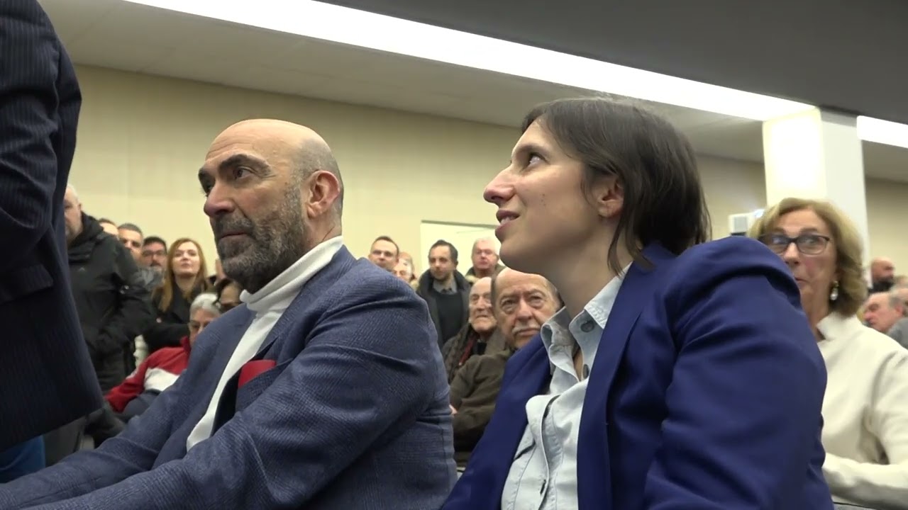 Elly Schlein A Bari, La Segretaria Del Pd: “legge Regionale Sul Salario Minimo? La Difenderemo” – Video